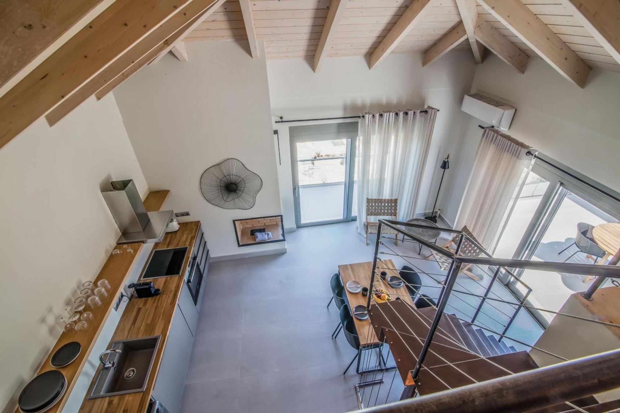 Blue Symphony Suites Apartments Nikiána Eksteriør bilde